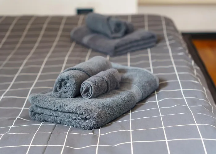 Apartment Mansarda A Due Passi Dal Centro Old2 Brescia