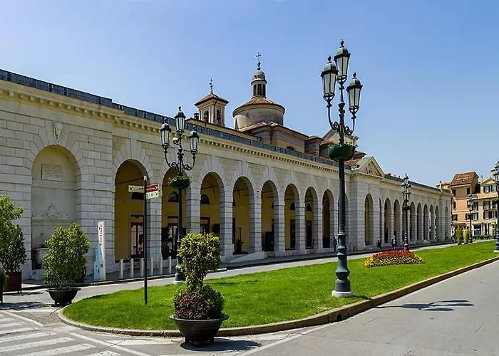 Appartement Mansarda A Due Passi Dal Centro Old2 Brescia